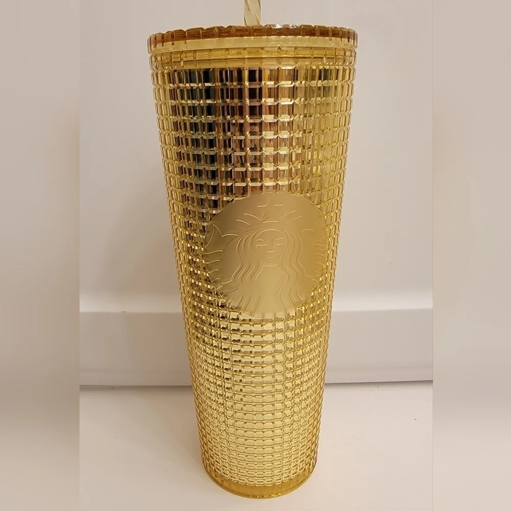 NWT Starbucks LATAM Gold Venti Grid Tumbler